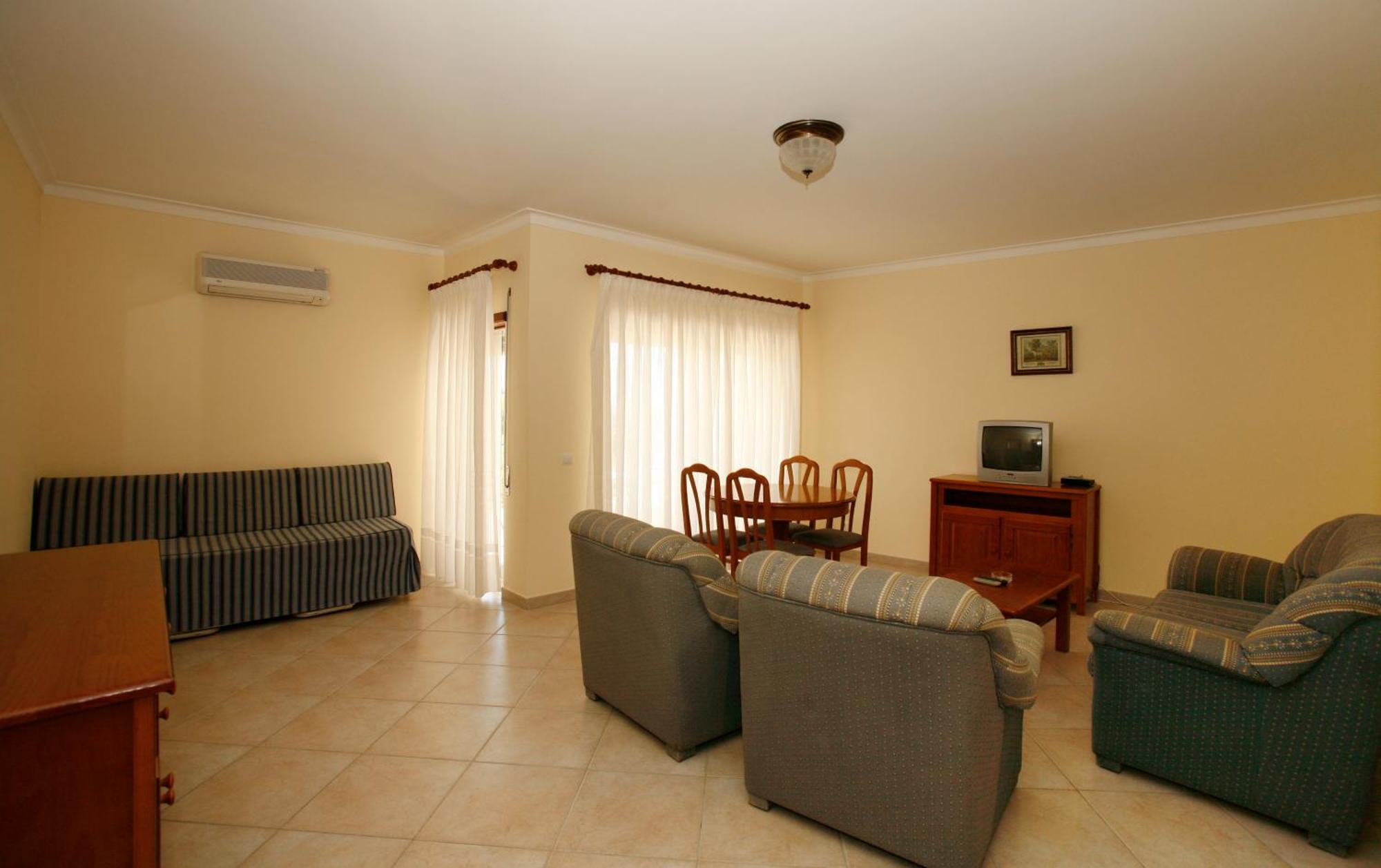 Apartamentos Coral Do Vau Portimão Exteriör bild