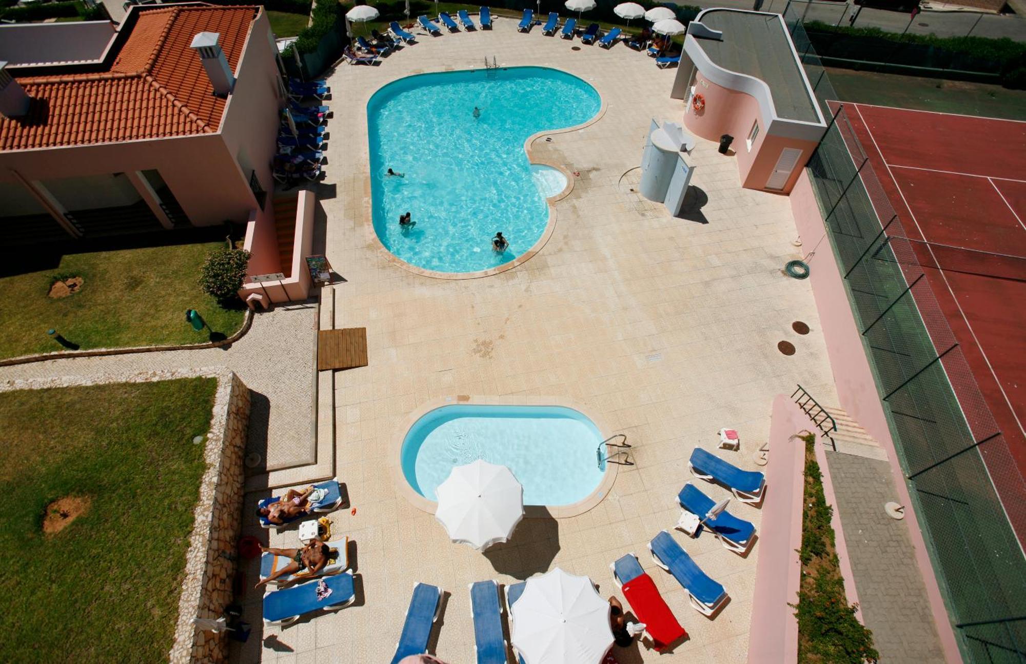 Apartamentos Coral Do Vau Portimão Exteriör bild