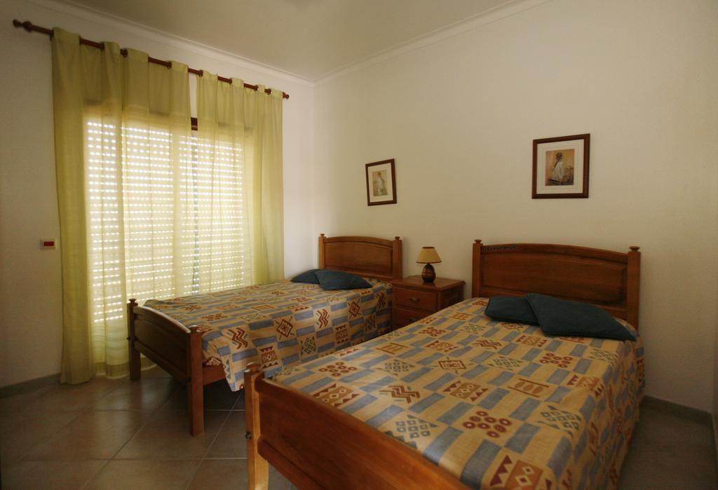 Apartamentos Coral Do Vau Portimão Rum bild